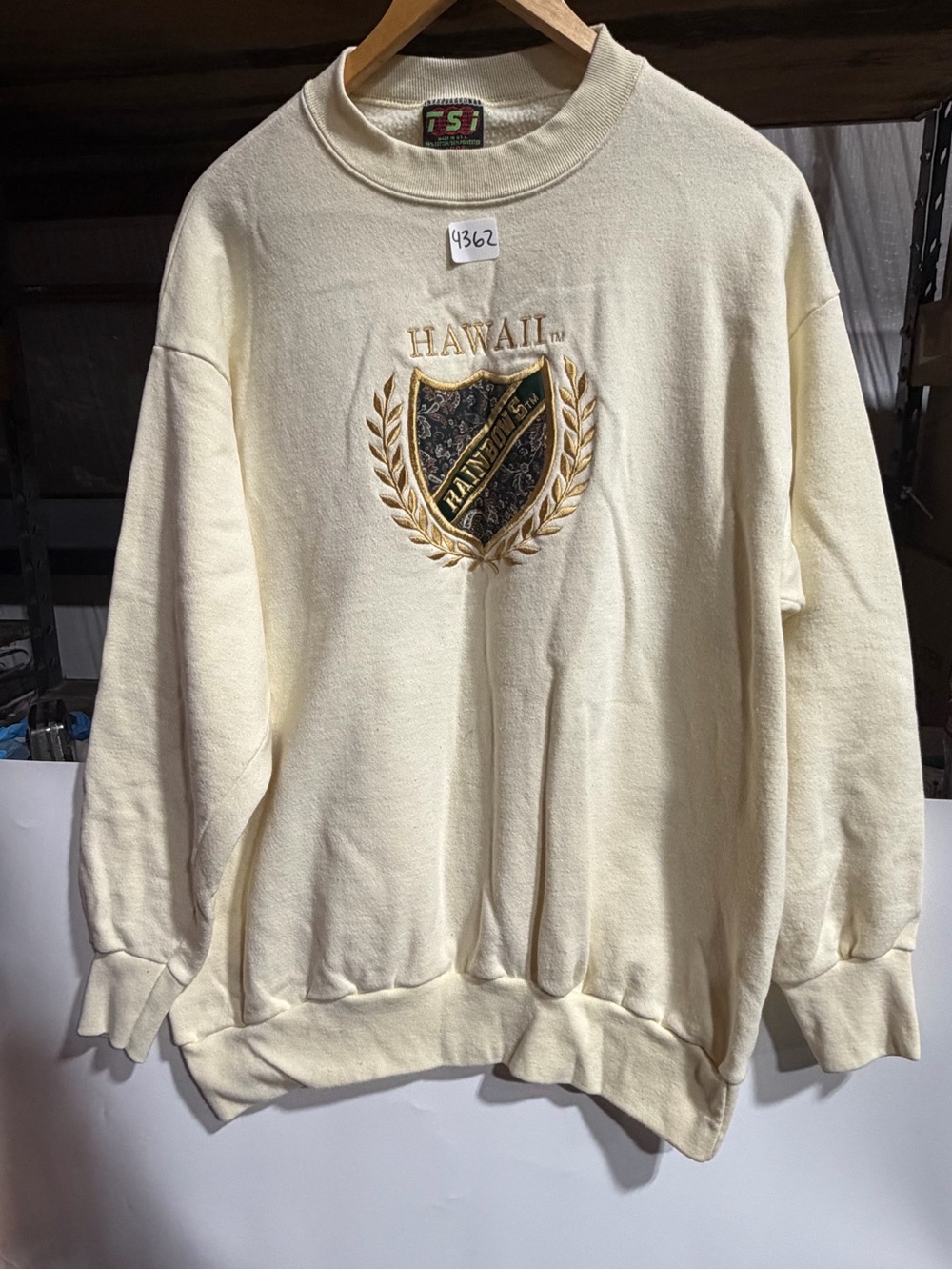#4362-Hawaii Embroidered Crewneck Sweater - Cream